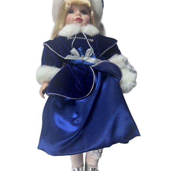 Victorian Star Blue Porcelain Doll With Certificate Of Authenticity 1999 Vintage - Picture 3 of 7